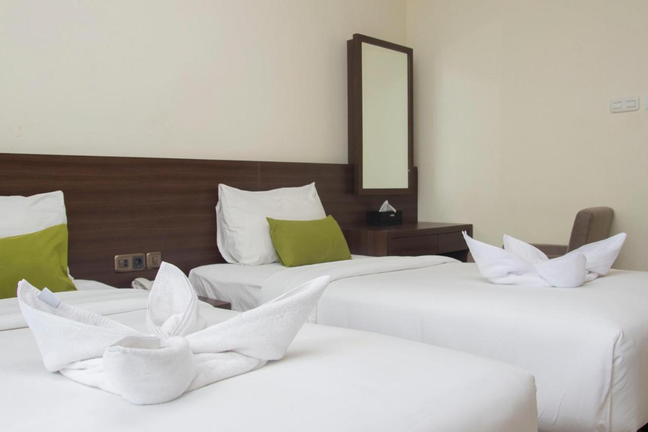 Green Eden Hotel Manado Esterno foto